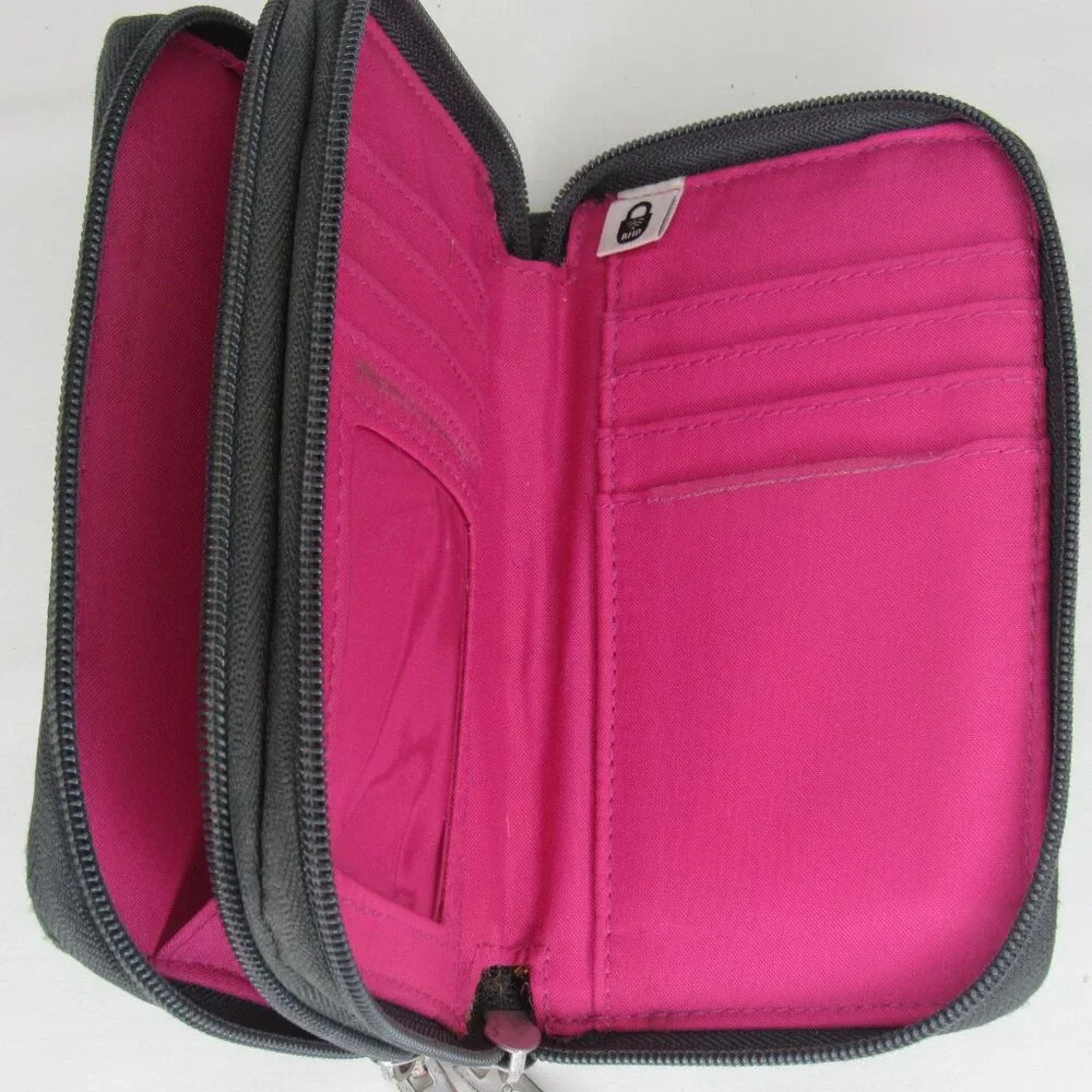 Baggallini Charcoal Black Gray Clutch Wristlet Organizer Wallet RFID